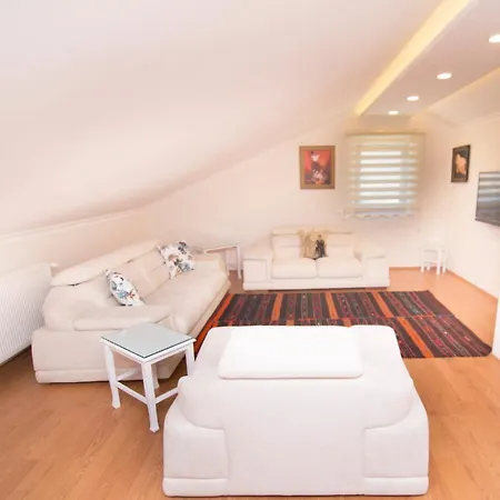 Villa 5br, With Private Pool *